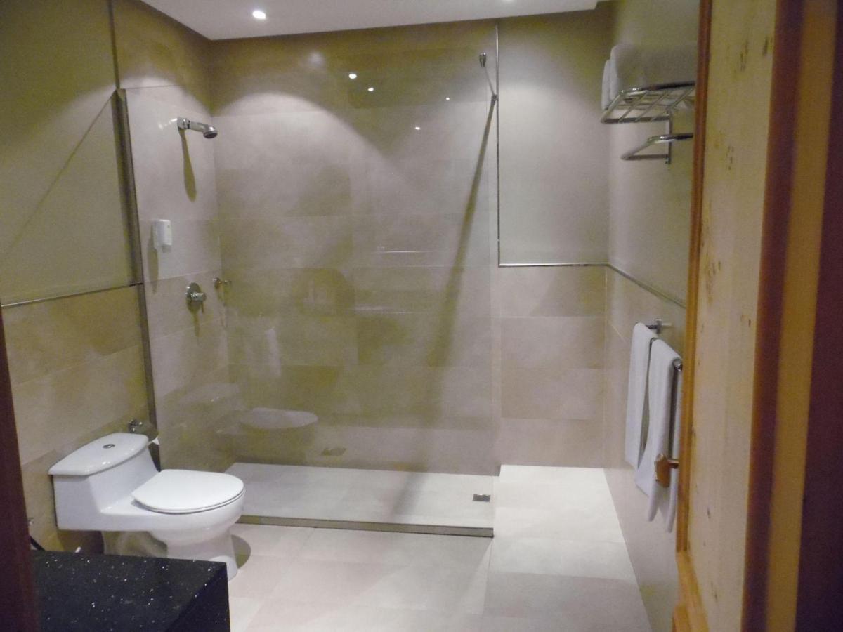 Milan Deluxe Suites Khobar Buitenkant foto