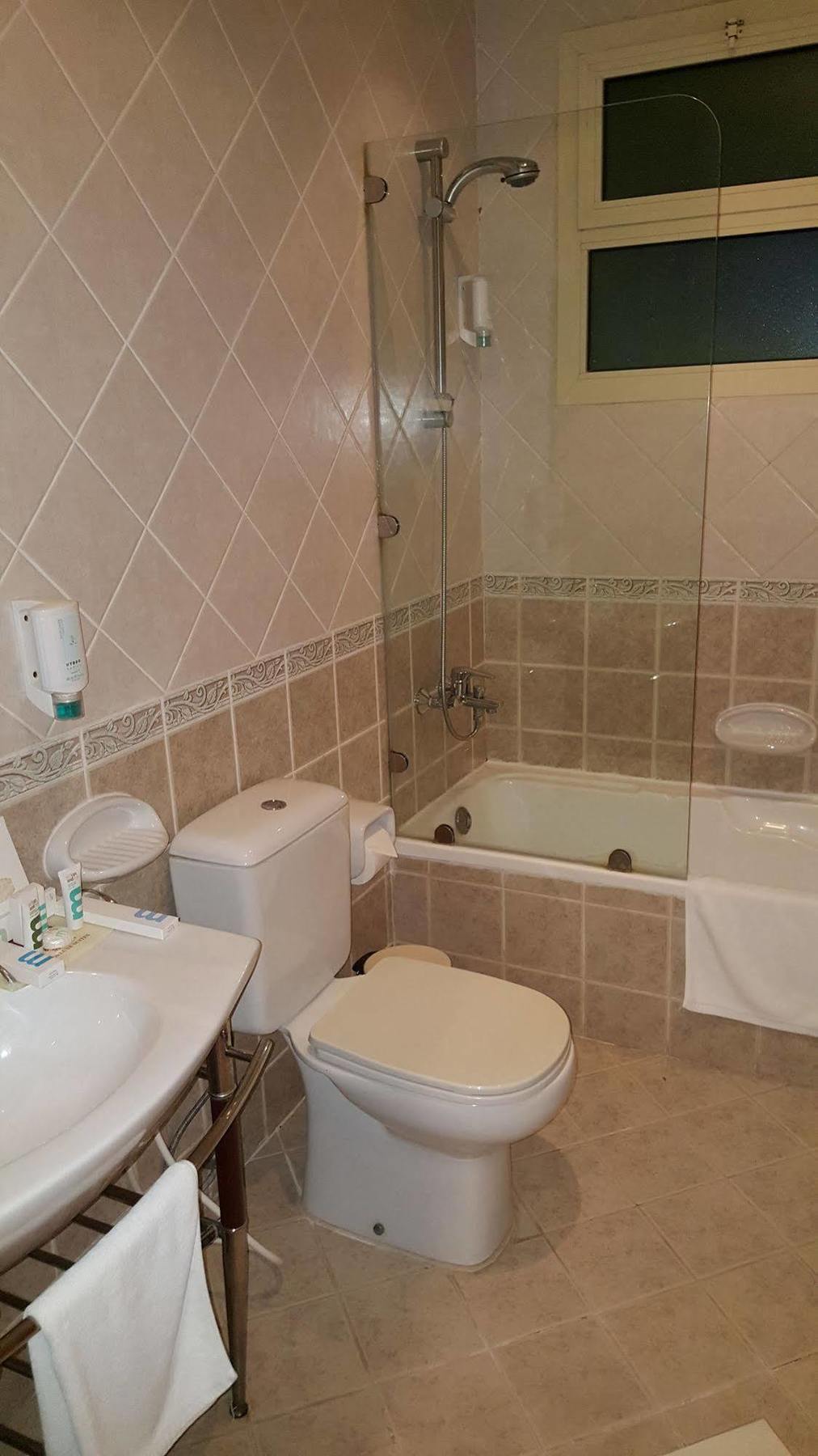 Milan Deluxe Suites Khobar Buitenkant foto